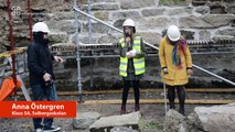 Den 9 maj 2014 lades den första stenen vid återuppbyggnaden av Visby ringmur