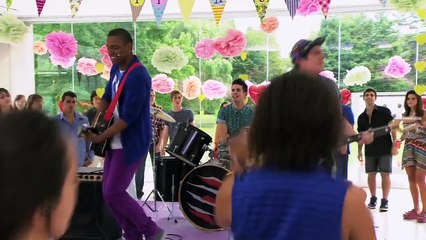 Violetta 2: I ragazzi cantano "Te fazer feliz" (Ep. 33) HD