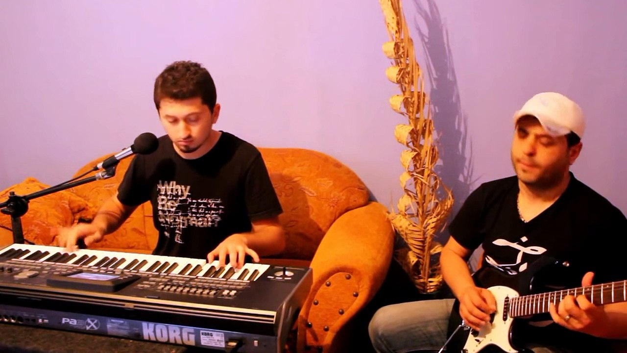 Piyanist SAMET - ISLAK MENDİL VİDEO