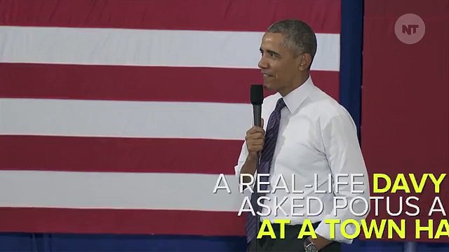 Obama Freaked Out Like A Little Kid When He Met Davy Crockett