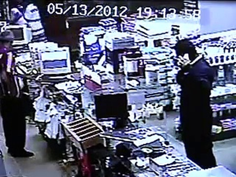 Jornal local: versão crimes