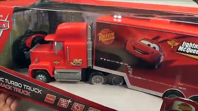 2 RC Pixar Cars MACK TRUCK & LIGHTNING MCQUEEN Disney Pixar RC cars