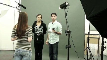 How To Use Umbrellas in Photography! Add Light And Depth