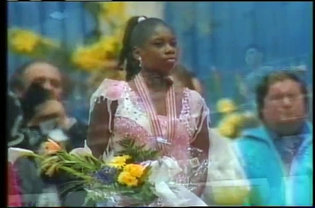 Medal Award Ceremony - 1993 World Figure Skating Championships, Ladies' Free Skate