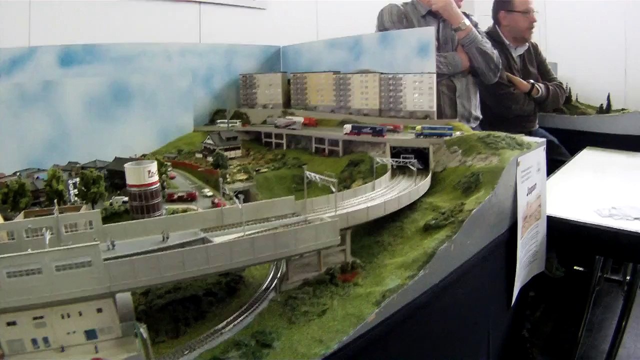Intermodellbau 2011 -- R/C japanese model high speed train
