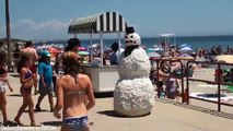 Snowman Prank Scaring Girls at the Beach, Funniest Video Ever