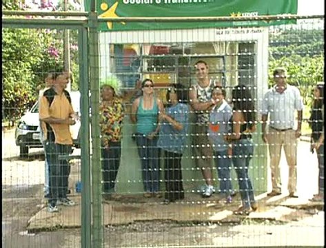 Jornal Local - Greve assistentes sociais