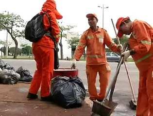 Jornal Local - Lixo Esplanada