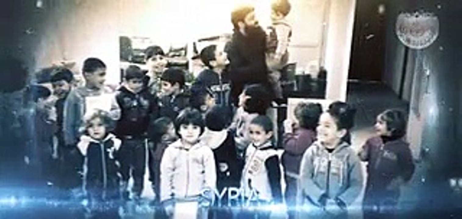 Great job by Falah-e-Insaniat Foundation Pakistan distributes #Ramadan package in #Gaza and burma 2015