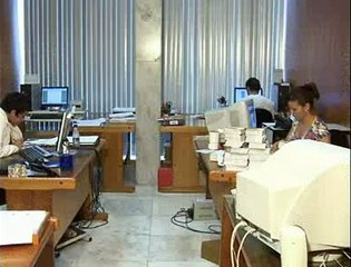 Jornal local: licenca-maternidade