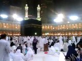 A young man recite naat khana kaba