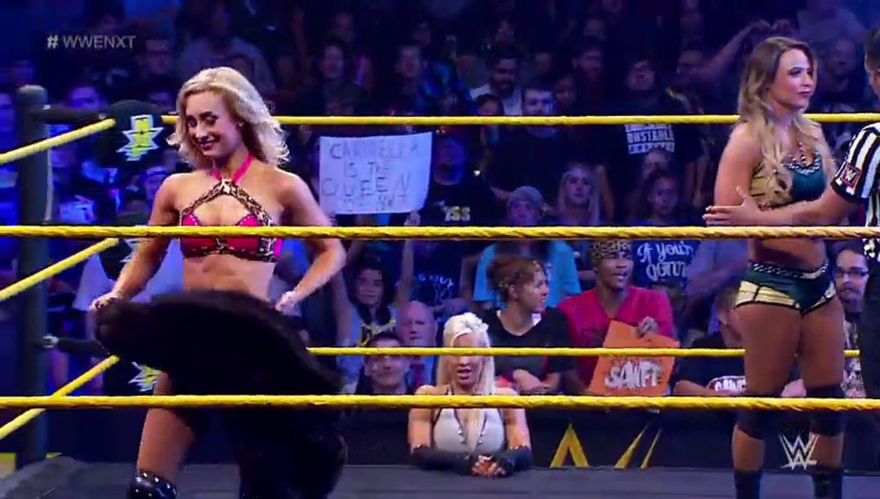 Emma vs Carmella