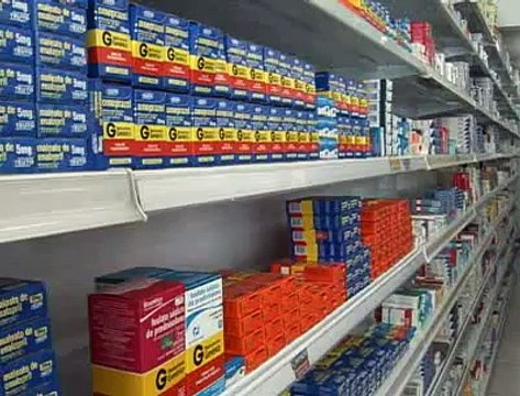 Jornal local: Remedios controlados