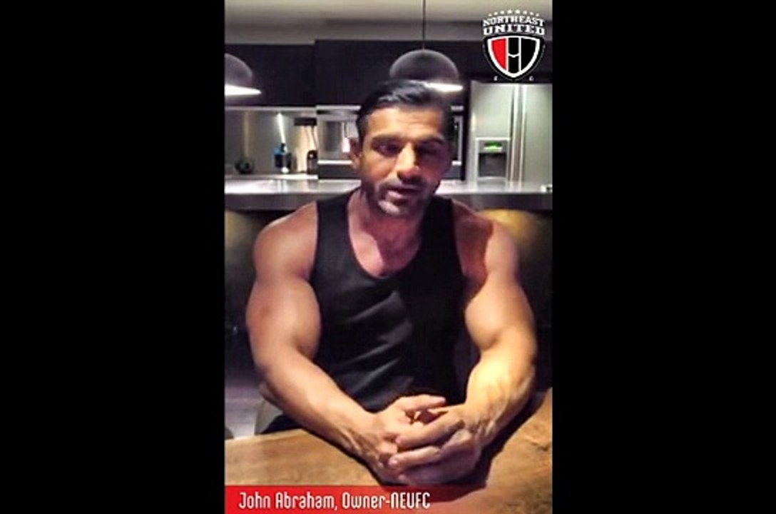 John Abraham Welcomes Simao Sabrosa To NorthEast United FC