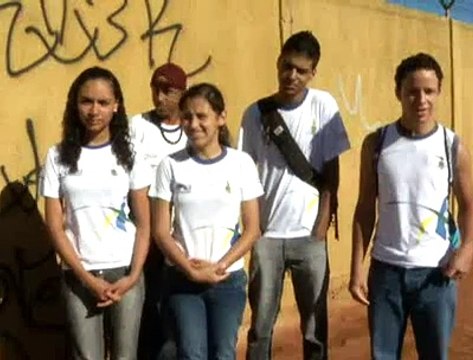 Jornal local: Escola Samambaia