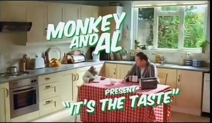 Monkey and Al Present "It's the Taste" - PG Tips Advert