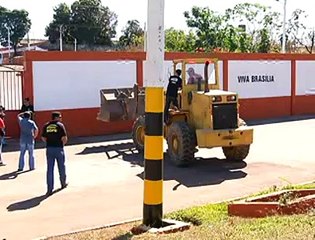 Jornal Local - Derrubada muro