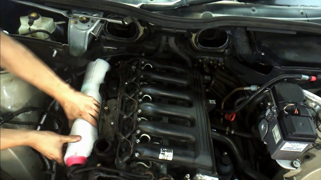 BMW X5 E53 Air Filter & PCV Replacement How to DIY: BMTroubleU