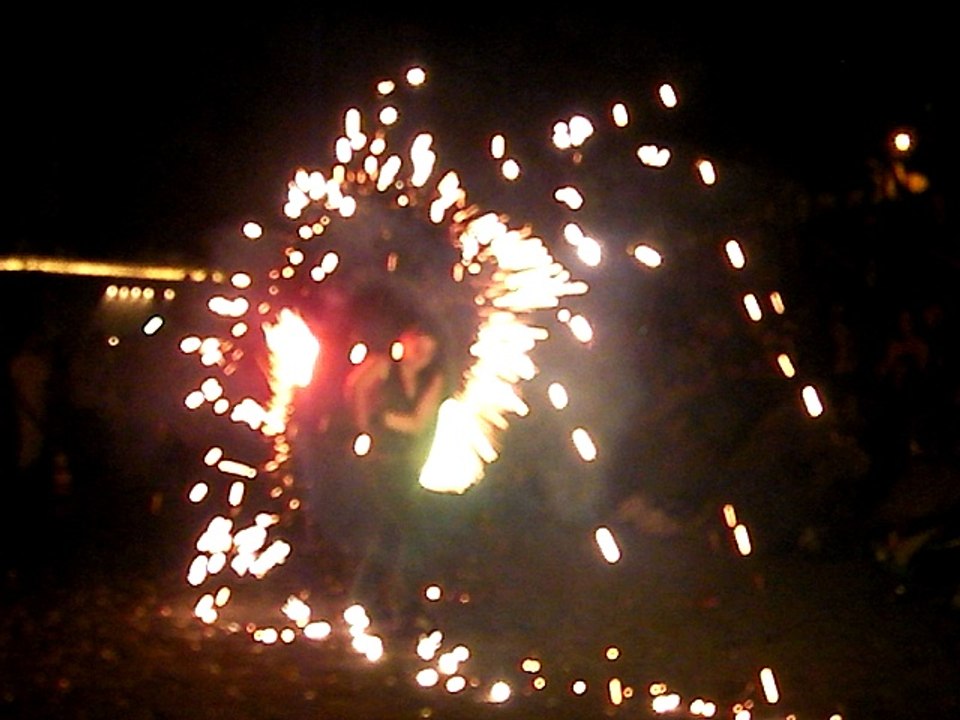 Feu d’artifice BOLAS pour les 3ans de Poï AD+