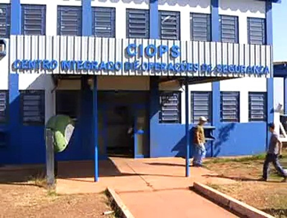 Jornal local: mãe mata filho