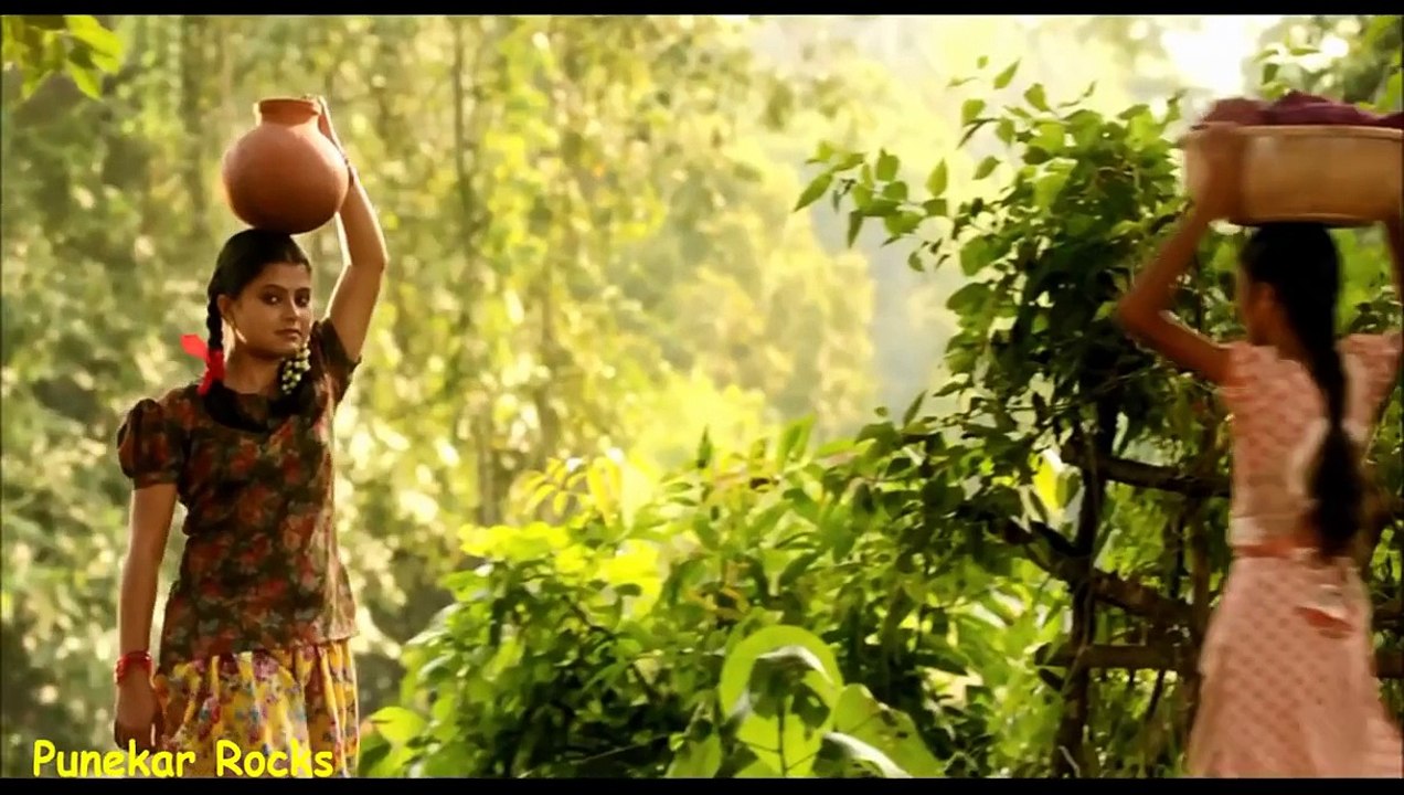 Ekk Porgi Full Video - Aga Bai Arechya 2 - Marathi 2015 - 1080p - YouTube[via torchbrowser.com]