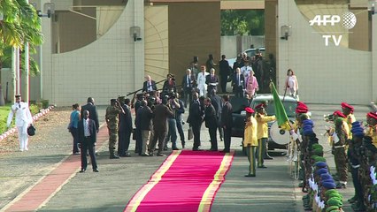 Le président français François Hollande à Cotonou