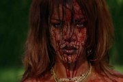 Rihanna escenifica un crimen en su nuevo vídeo