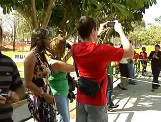 Jornal Local: Buraco Crack