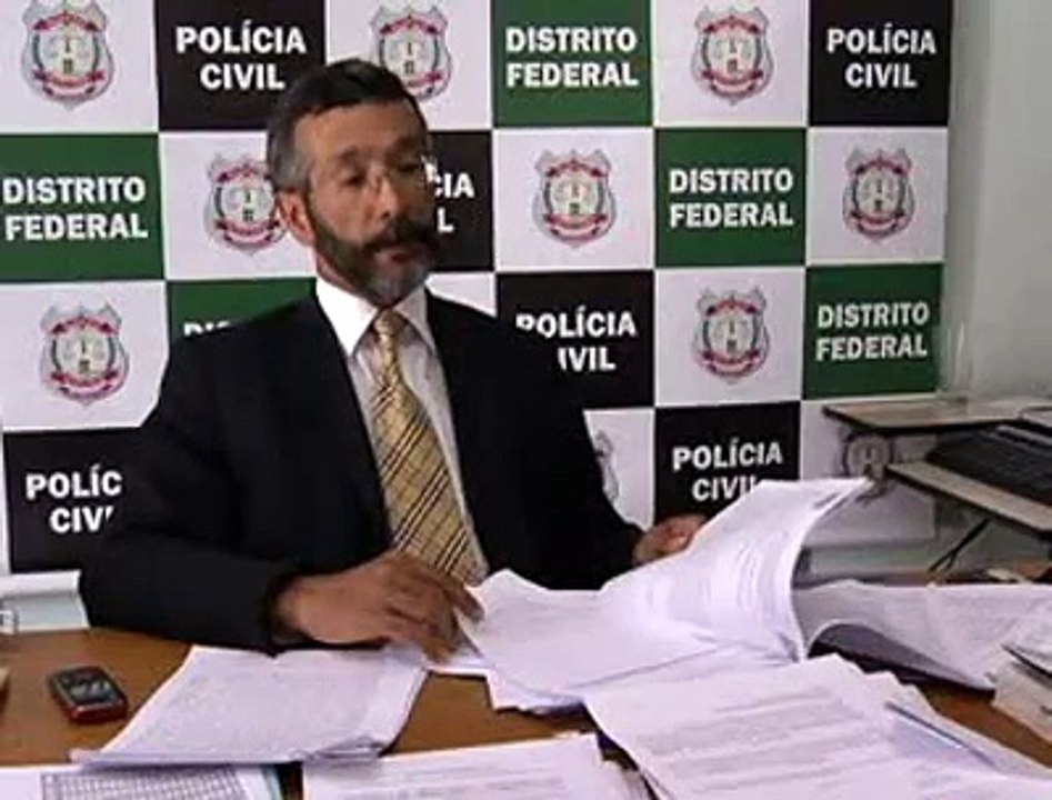 Jornal local: prisões