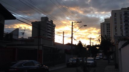 Vídeos by iPhone 4, cotidiano de uma caminhada, Taubaté, SP, Brasil, (77)