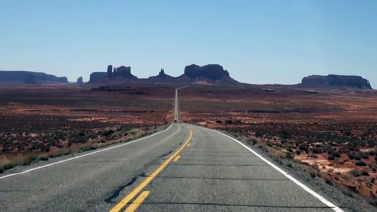 "Forrest Gump Point" - Heading to Monument Valley, US-163
