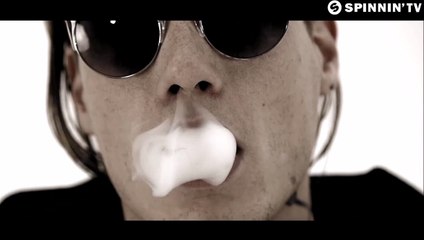 Royksopp - Here She Comes Again