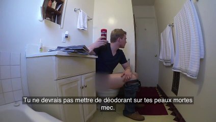 La diffrence entre un mec et une femme aux toilettes