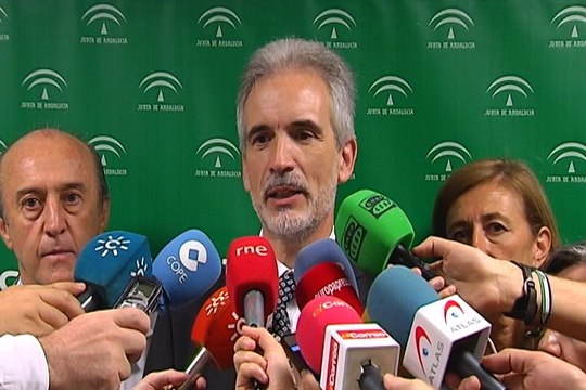 Junta justifica el cierre de camas hospitalarias