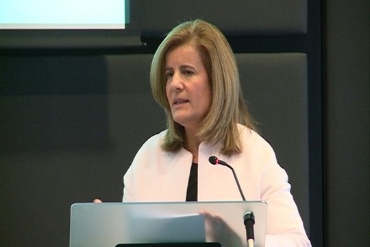 Báñez califica los datos del paro como esperanzadores