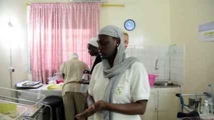 Elodie Gossuin au Sénégal pour sa première mission humanitaire en tant que marraine d'Unicef France