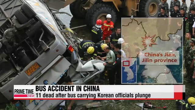 11 dead after bus carrying Korean officials plunge in China