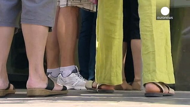 للشهر الخامس تراجع في عدد العاطلين عن العمل في اسبانيا