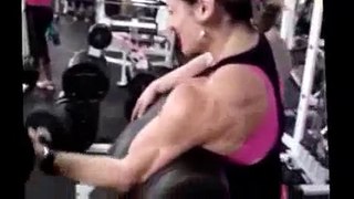 Andrea Bisi Fbb girl lift the dumble work out in the gym