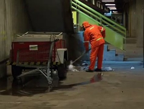 Jornal local: Limpeza shopping popular