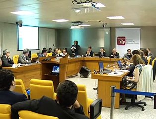 Jornal local: Julgamento