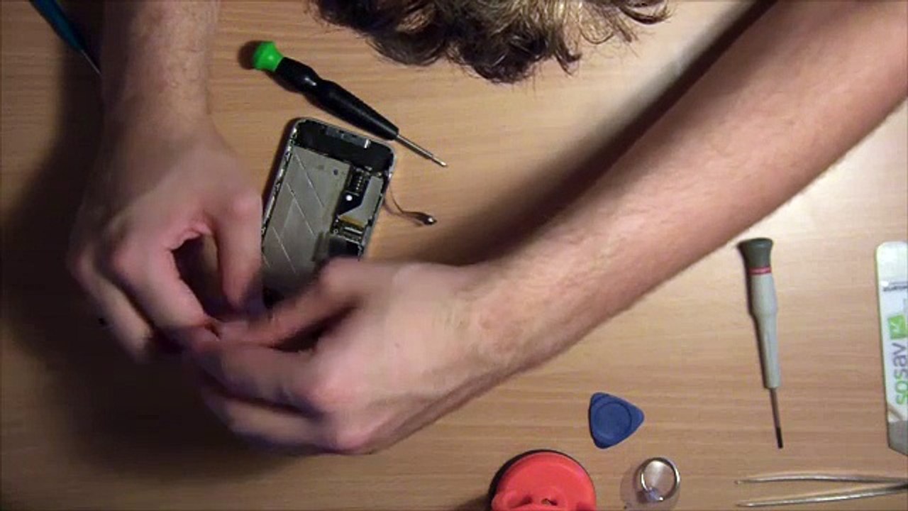 démontage et remontage d'un iphone 4 part1