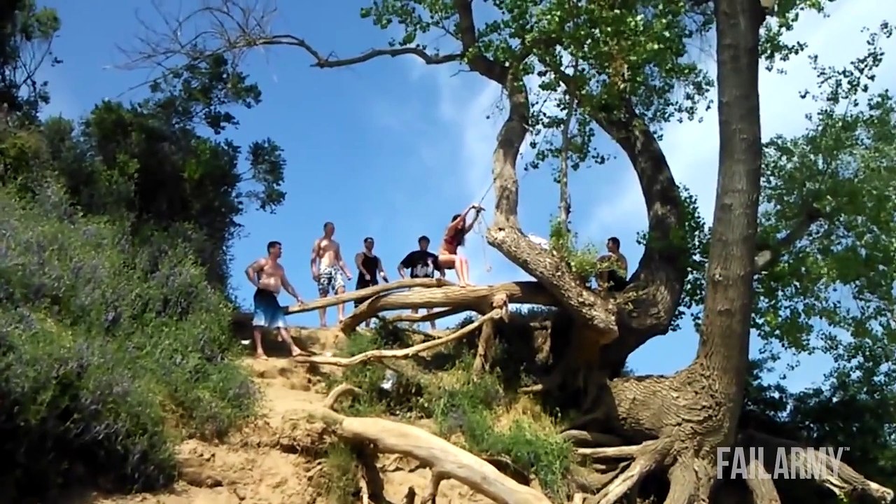 FailArmy    Swings and Slackline Tarzan Fails (2)