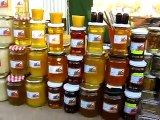 Sf. Dumitru-Sarbatoare si  traditie- raion  de produse apicole- 24  oct.2010.
