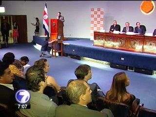 Proyecto capacitó a 10 mil personas en computación