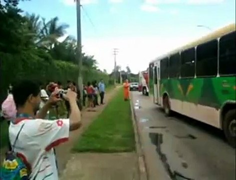 Jornal Local: acidente dois onibus