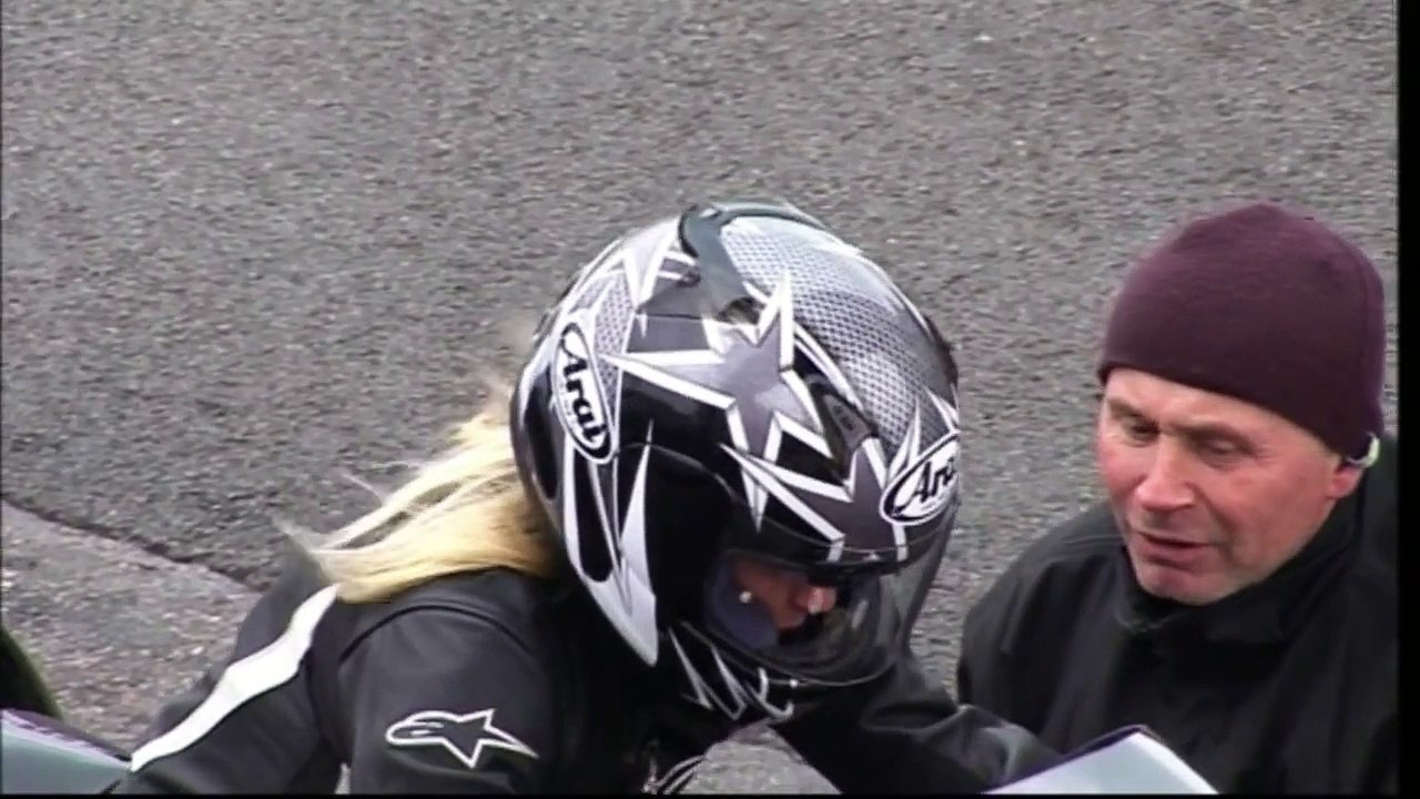 GIRL 16 YEARS OLD RIDES THIS SUPER TWIN BIKE AT SANTA POD MAY 2011