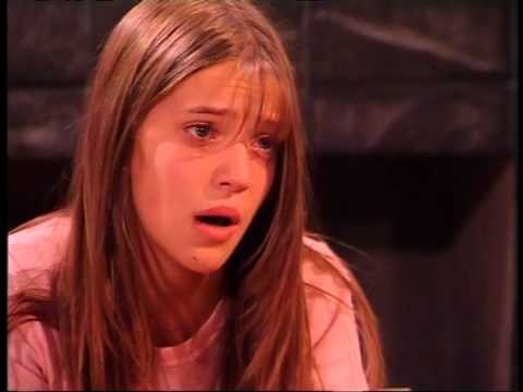 Rebelde Way II, capítulo 61, Mia y Manuel peleados