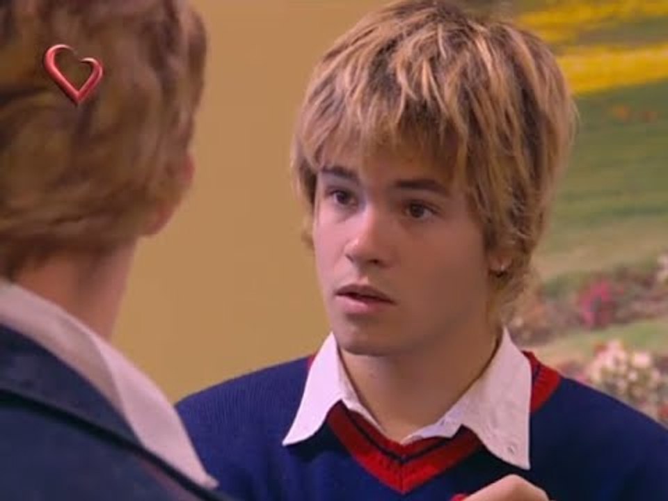 Rebelde way II capítulo 95, Manuel busca trabajo