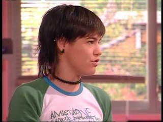 Rebelde Way II capítulo 61, manchas en la cara